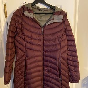 LL Bean Women’s ultralight 850 down hooded coat